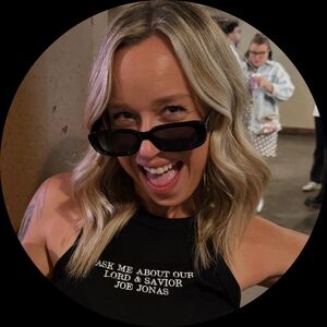 Meet your Posher, Taylor